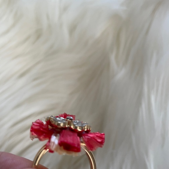 NWT Cato gold red color paper flower statement ring costume jewelry floral ring - Picture 5 of 16